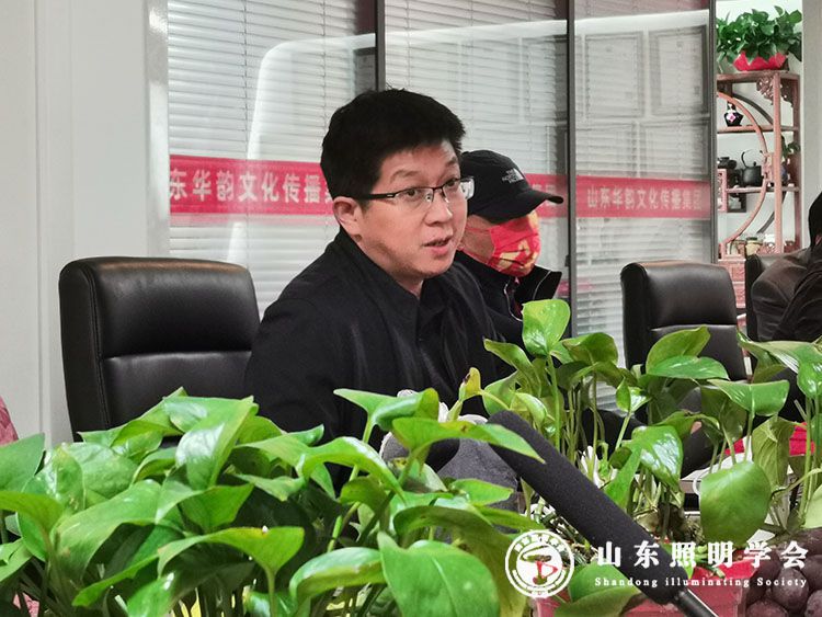 夜經(jīng)濟(jì)燈光應(yīng)用座談會(huì)順利舉行(圖4)